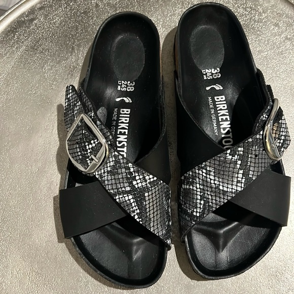 Birkenstock Siena Big Buckle Black
Python Sandals, NWOT - Picture 1 of 8